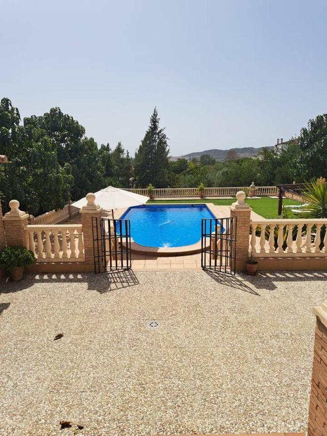 Villa Duran Esteban Cantillana Buitenkant foto